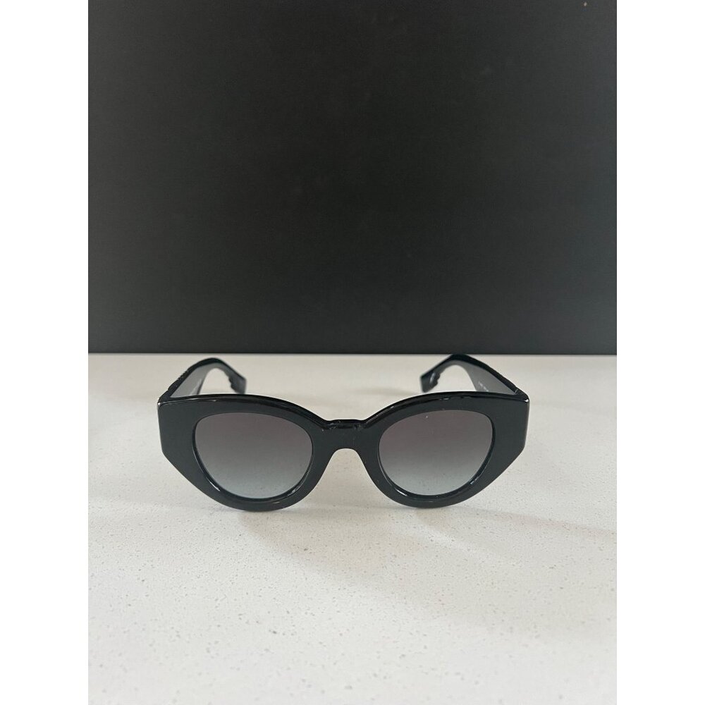 Burberry B4390 Meadow Phantos black Sunglasses, 47mm - Picture 3 of 9